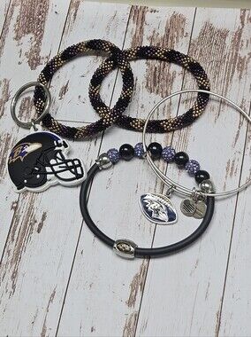 Baltimore Ravens 4 Bracelets and Keychain Set Purple & Black